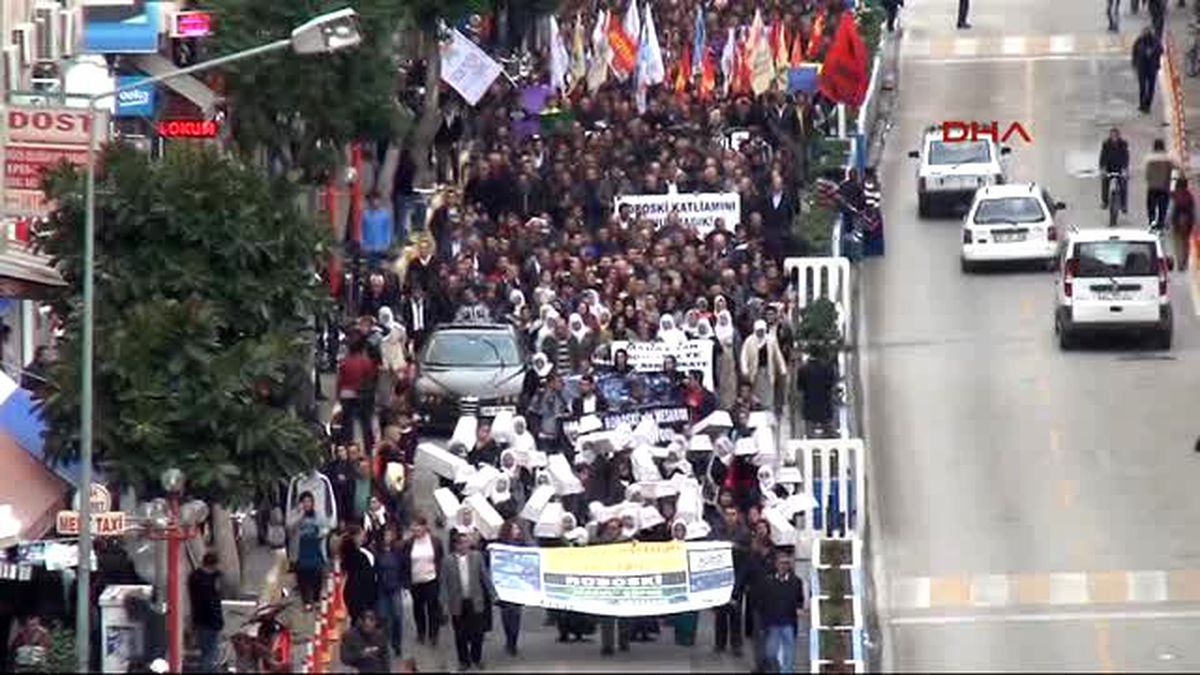 Mersin\'de Tabutlu Uludere Protestosu