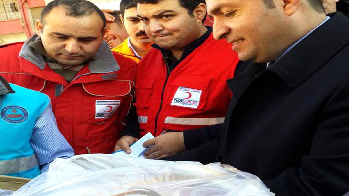 Suriyelilere Yardımlar Sürüyor