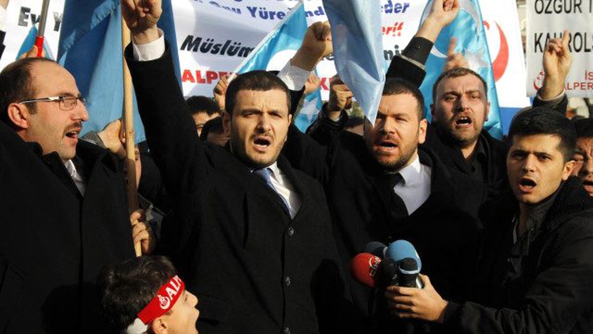 Tayland\'a Sığınan Uygur Türkleri İçin Eylem