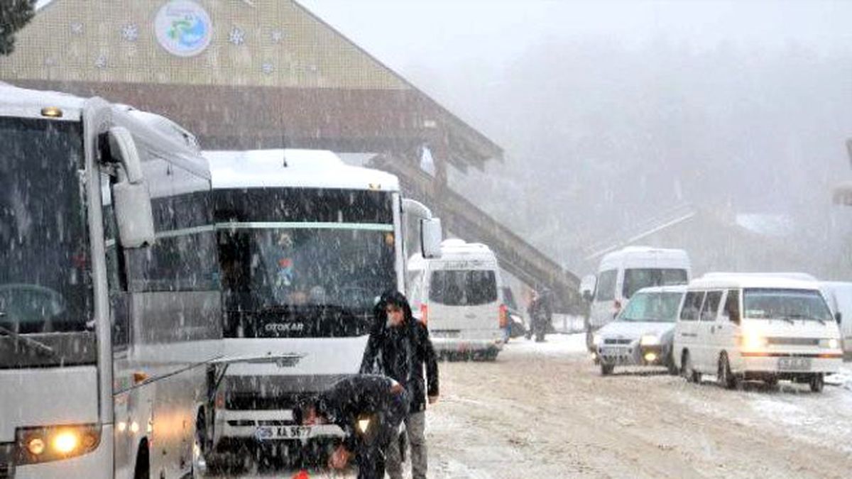 Uludağ\'da Trafik Kargaşası