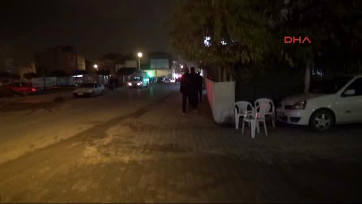 Adana\'da Ayakkabı Kutusu Bomba Paniğine Neden Oldu