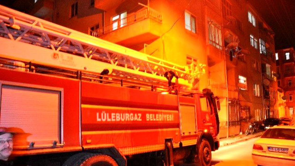 Kırklareli\'nde Yangın: 2 Ölü