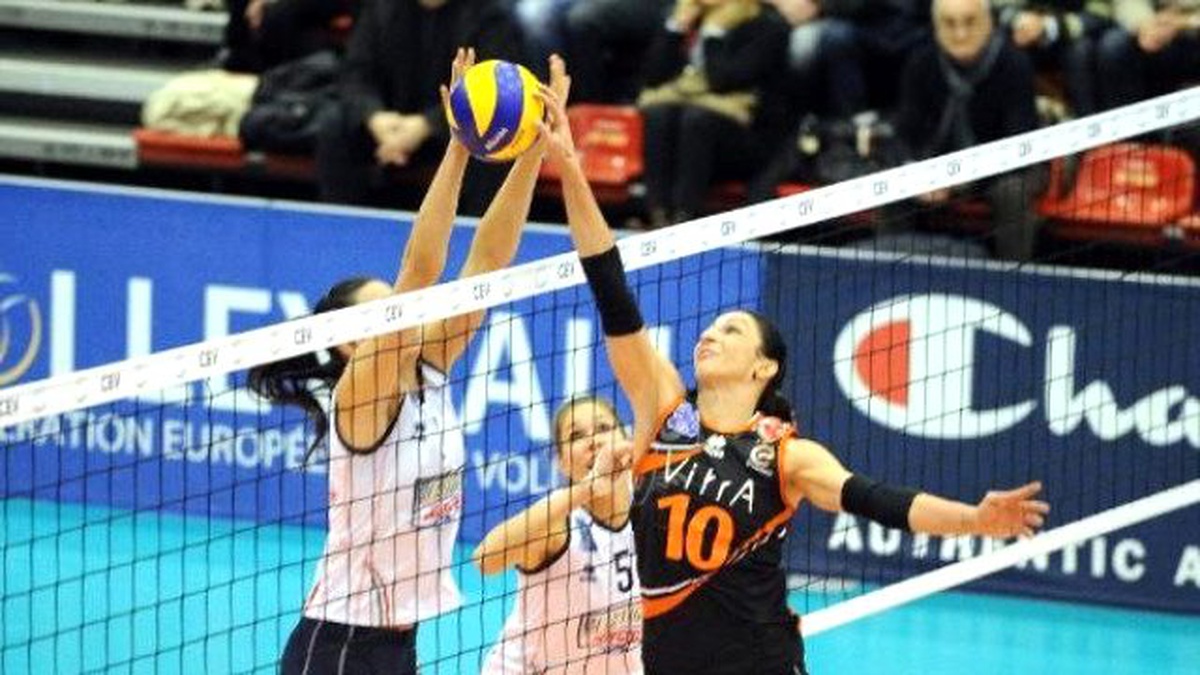 Vakıfbank Genç Takımı Zirvede Tamamladı