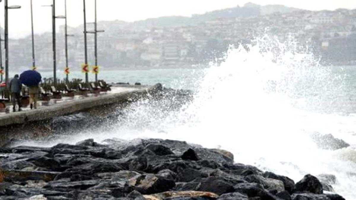 Çanakkale\'de Kuvvetli Lodos