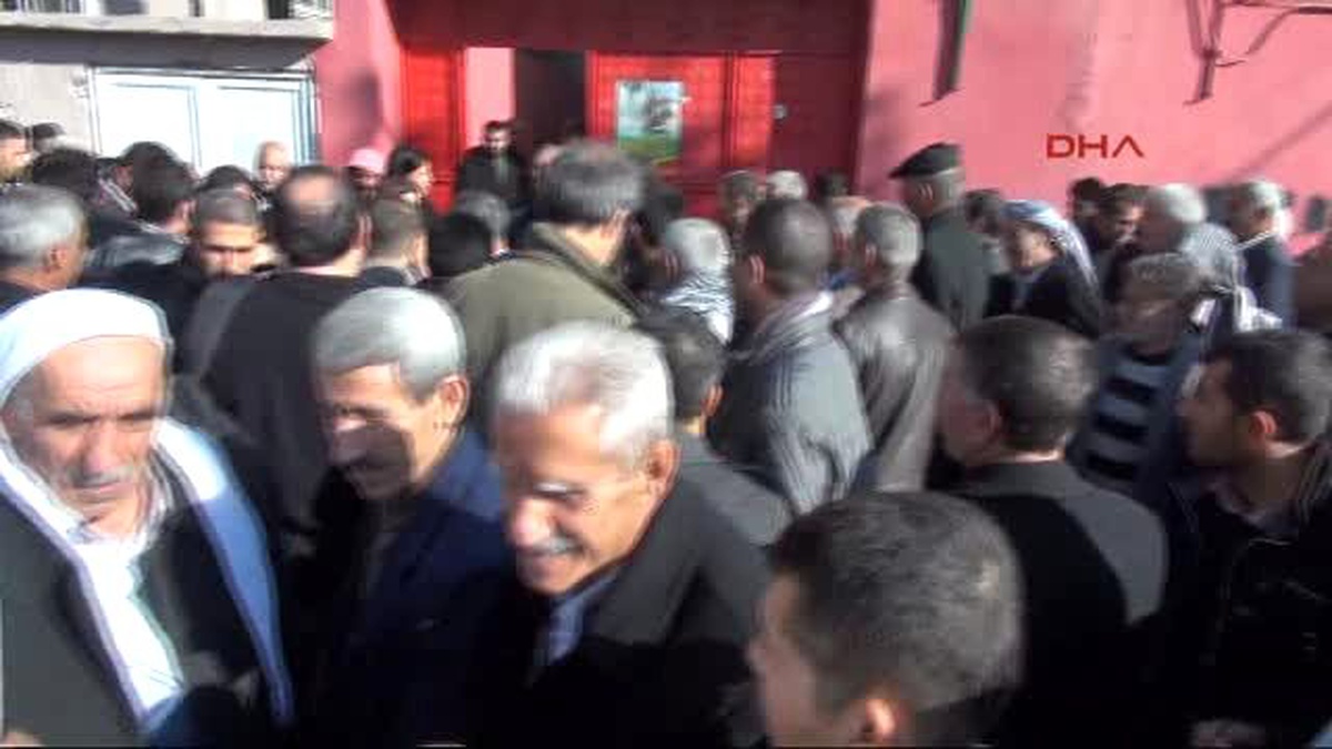 Cizre\'de Gece Olaylar Çıktı Gündüz Normale Döndü-3 +