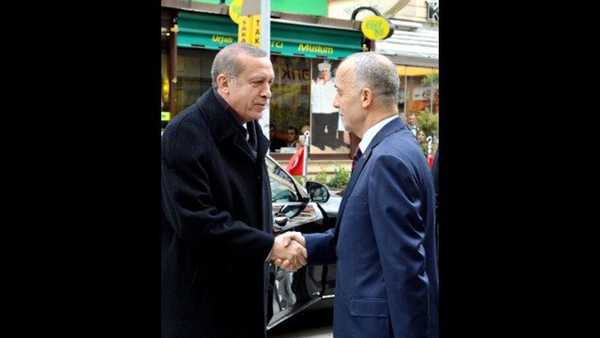 Cumhurbaşkanı Erdoğan, Türk-İş\'i Ziyaret Etti