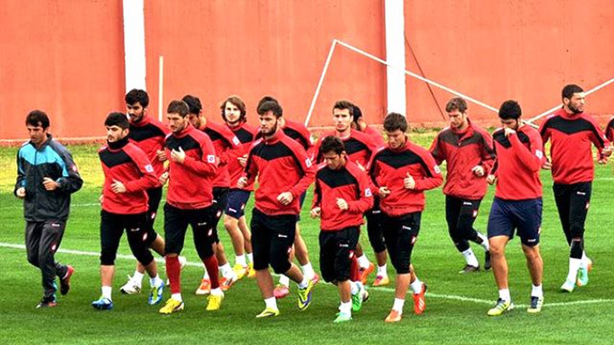 Denizli Büyükşehir Belediyespor\'da Hazırlıklar Sürüyor