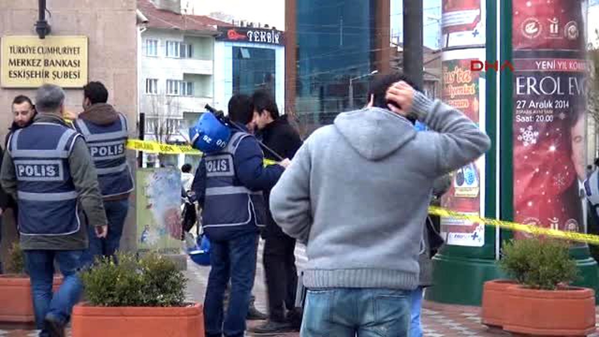 Eskişehir Vali Tuna, Maketi Sergilenen \' Kent Meydanı\' Projesini Savundu