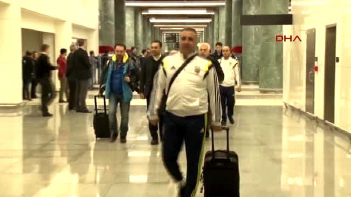 Fenerbahçe Kafilesi İzmir\'de