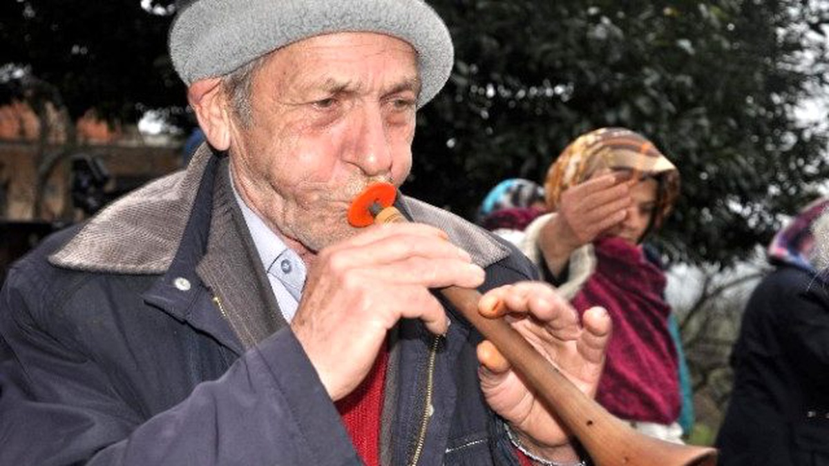 Giresunlu 70 Yaşındaki Zurnacıdan Kırılması Zor Düğün Rekoru