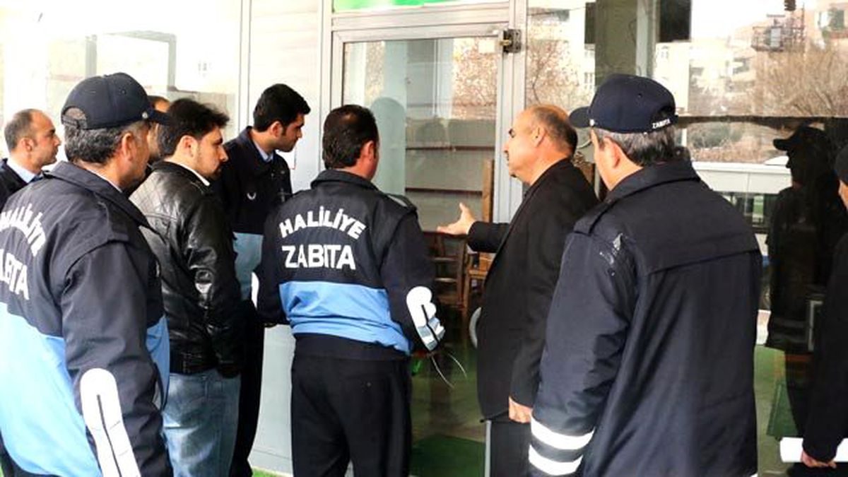 Haliliye\'de Ruhsatsız İşyeri Mühürlendi