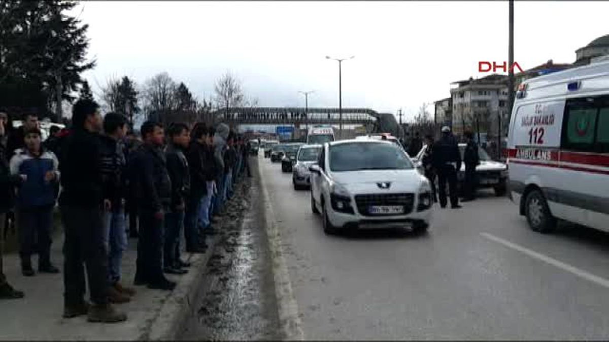 Liselilerin Kaza Merakı