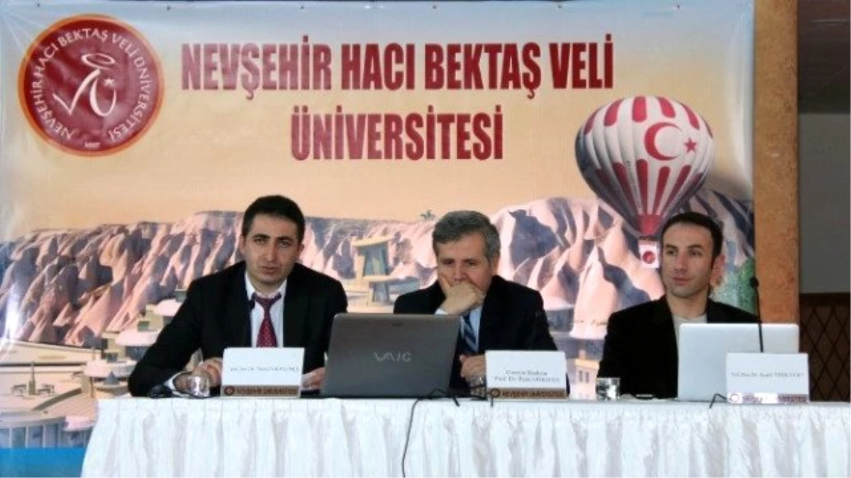 Nevşehir Hacı Bektaş Veli Üniversitesi\'nde \'100. Yılında Sarıkamış\' Konulu Panel