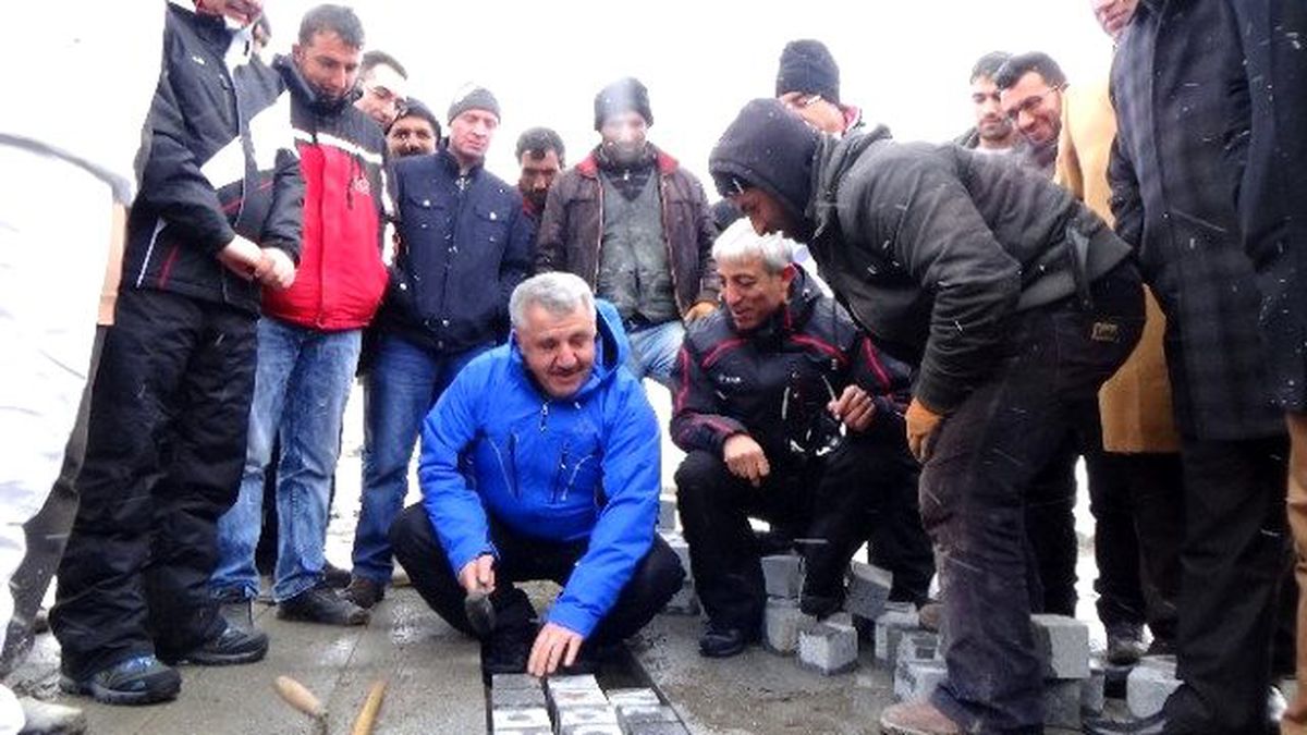 Sarıkamış Tören Alanına Son Taşları Protokol Koydu