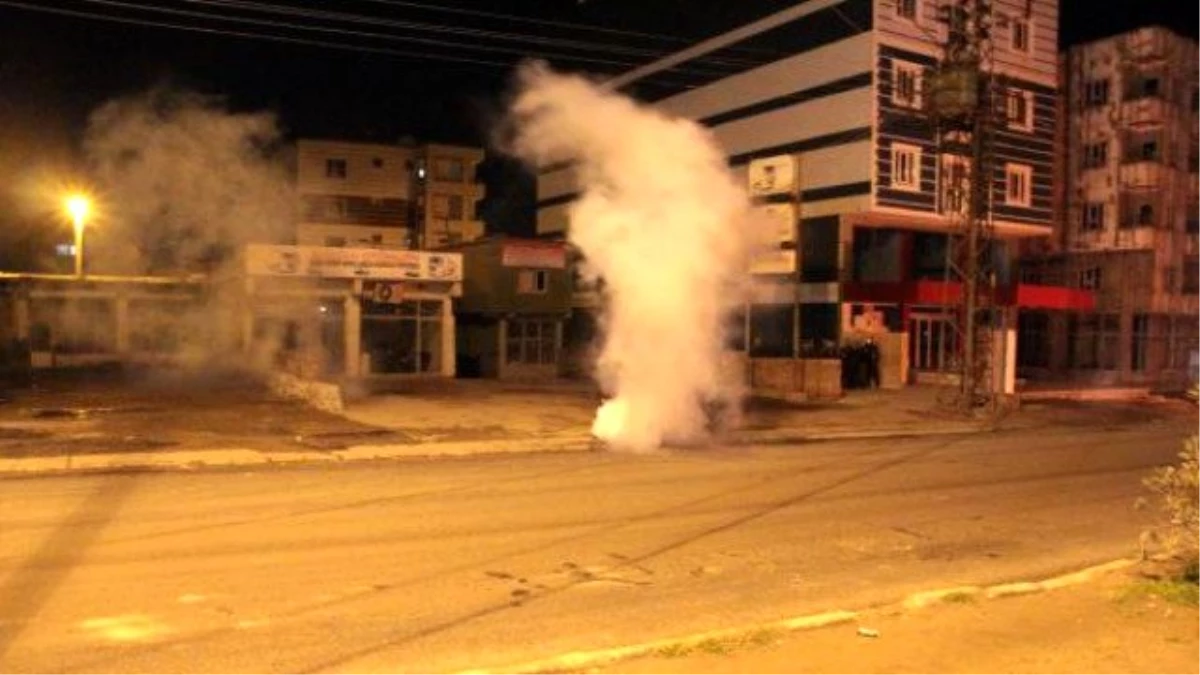 Şırnak\'ta Garip Gece! YDG Bomba Attı, Polis Hücum Marşı Çaldı