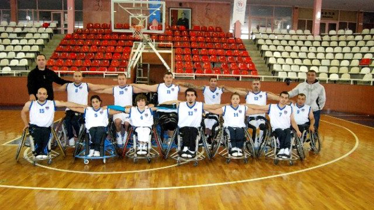 Tekerlekli Sandalye Basketbol Takımı Kendi Evinde Galip