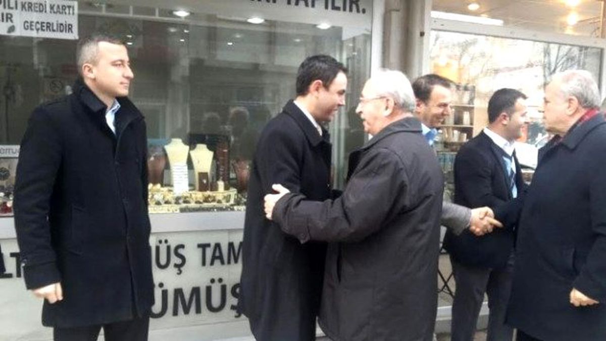 Tekirdağ Büyükşehir Belediye Başkanı Kadir Albayrak, Saray AK Parti ve MHP İlçe Başkanlıklarını...