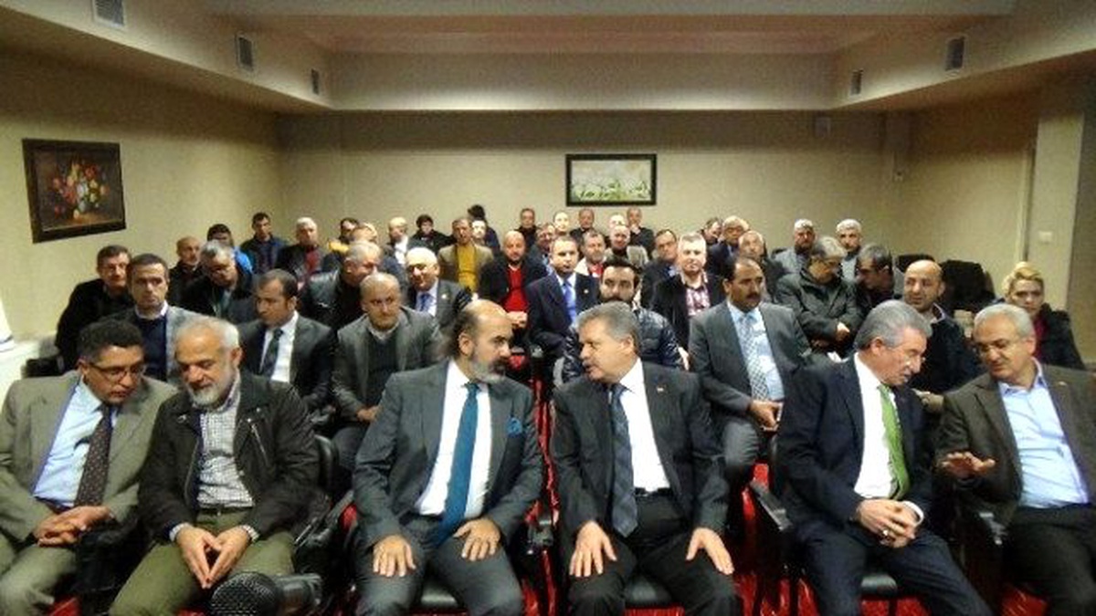 Türkiye Kayak Federasyonu Başkanı Erol Yarar Ergan Dağı Kayak Tesislerinde