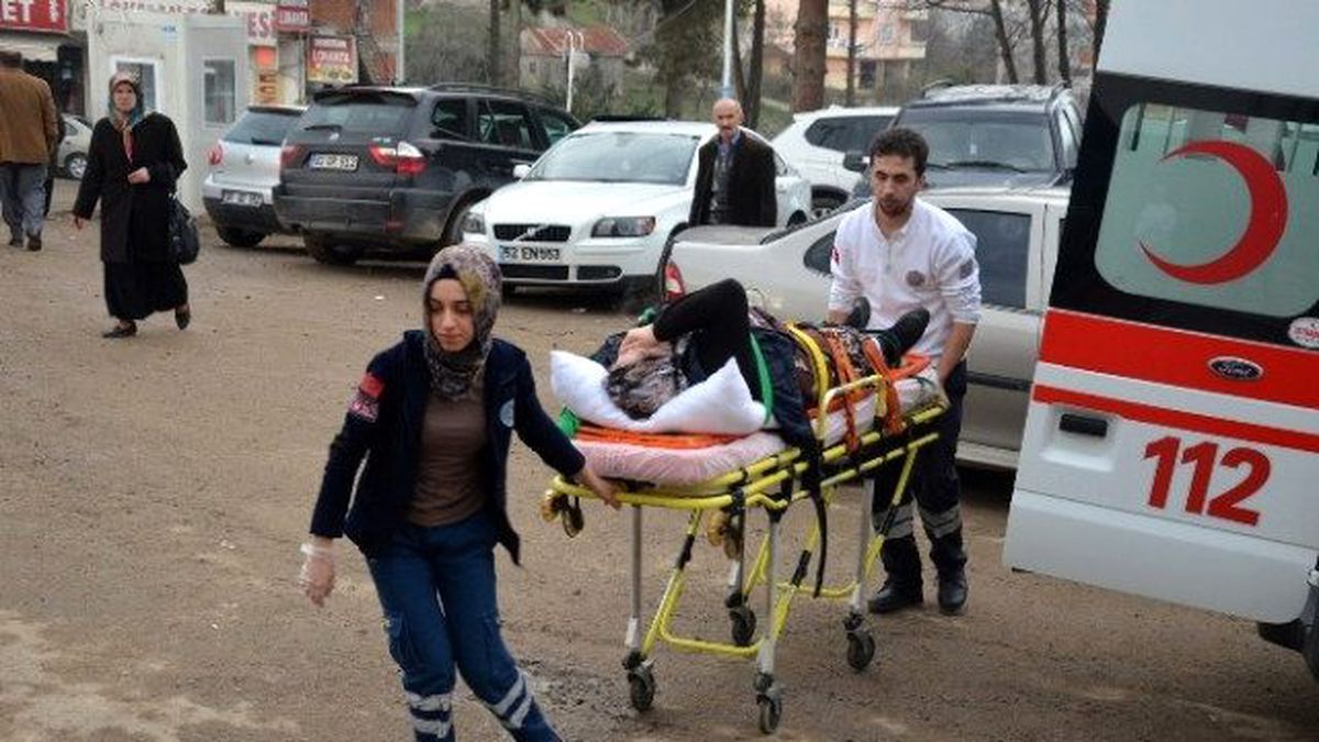 Yürüyen Merdivenden Düşen Kadın Yaralandı