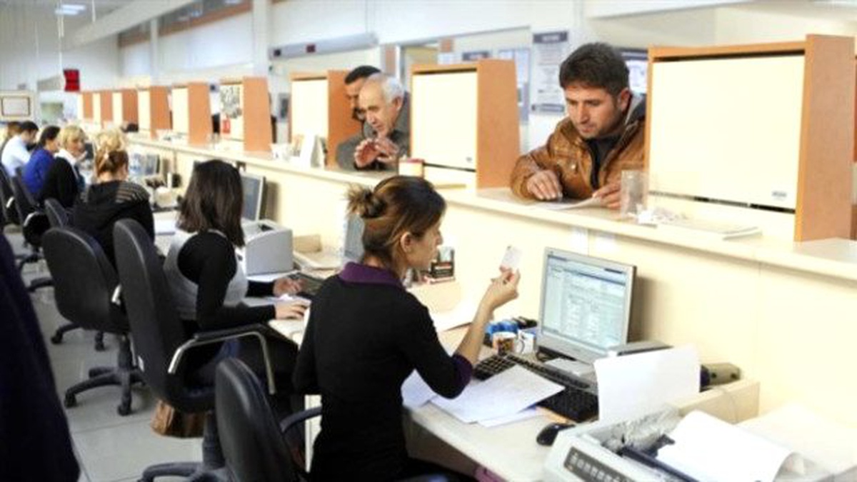 4-C\'lilere Kadro Verilecek!