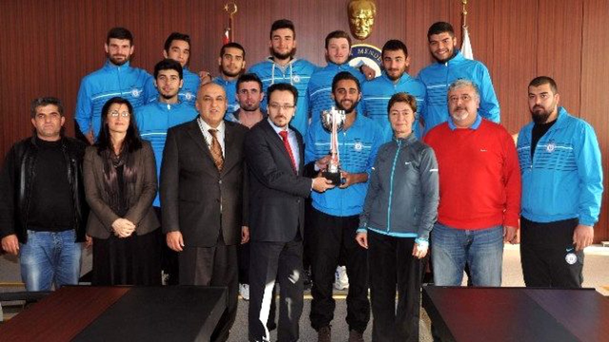 ADÜ Hentbol Erkek Takımı Şampiyon Oldu