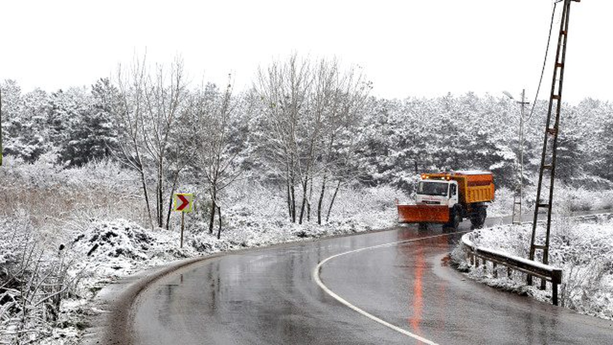 Ataşehir Yoğun Kar Yağışına Hazır