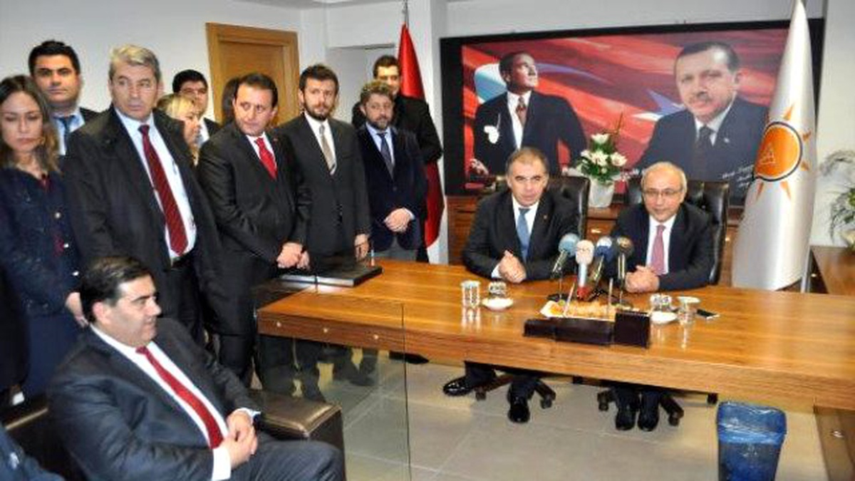 Bakan Elvan: Karayolları\'ndaki Değişimi Motivasyon İçin Yaptık (5)