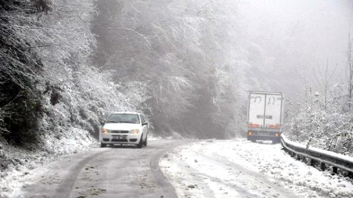 Bartın\'da Kar Ulaşımı Aksattı