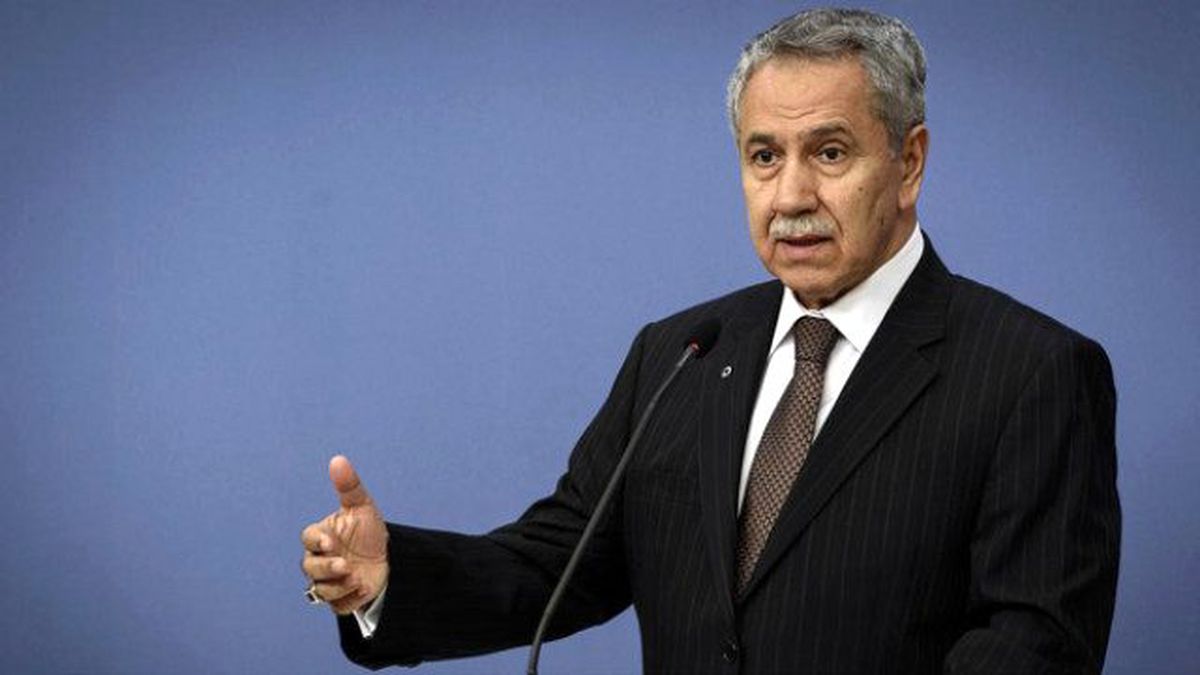 Öğrencilere Zam Müjdesi , Arınç Kredi ve Burs Zammını Açıkladı