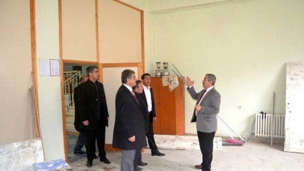 Başkan Gürsoy Öğretmenevinde Çalışma Başlattı