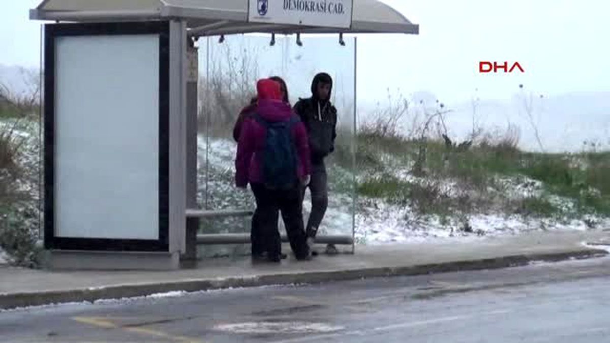 Çanakkale\'de Okullara Kar Tatili