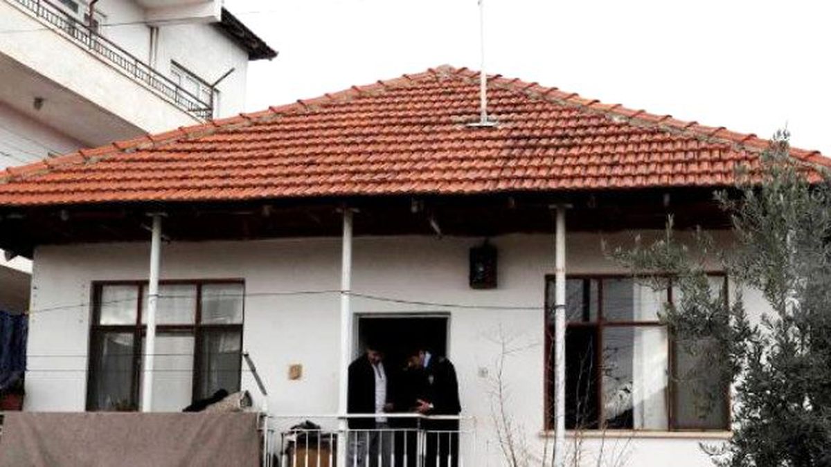 Cezaevinden Çıkıp Barışmaya Gitti, Eşi ve Oğlu Benzin Döküp Yaktı