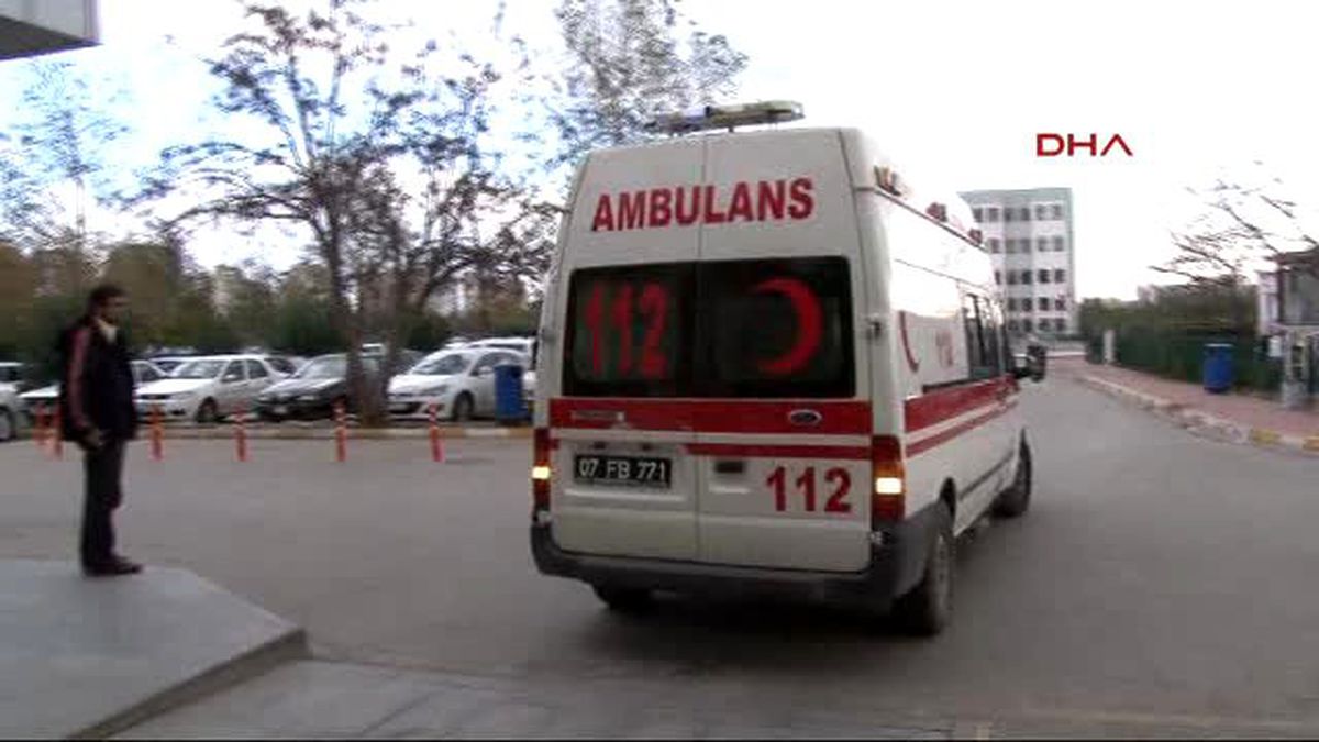 Cezaevinden Çıkıp Barışmaya Gitti, Eşi ve Oğlu Benzin Döküp Yaktı