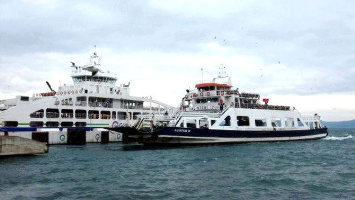 Feribot Seferlerine 2 Günlük Poyraz Engeli