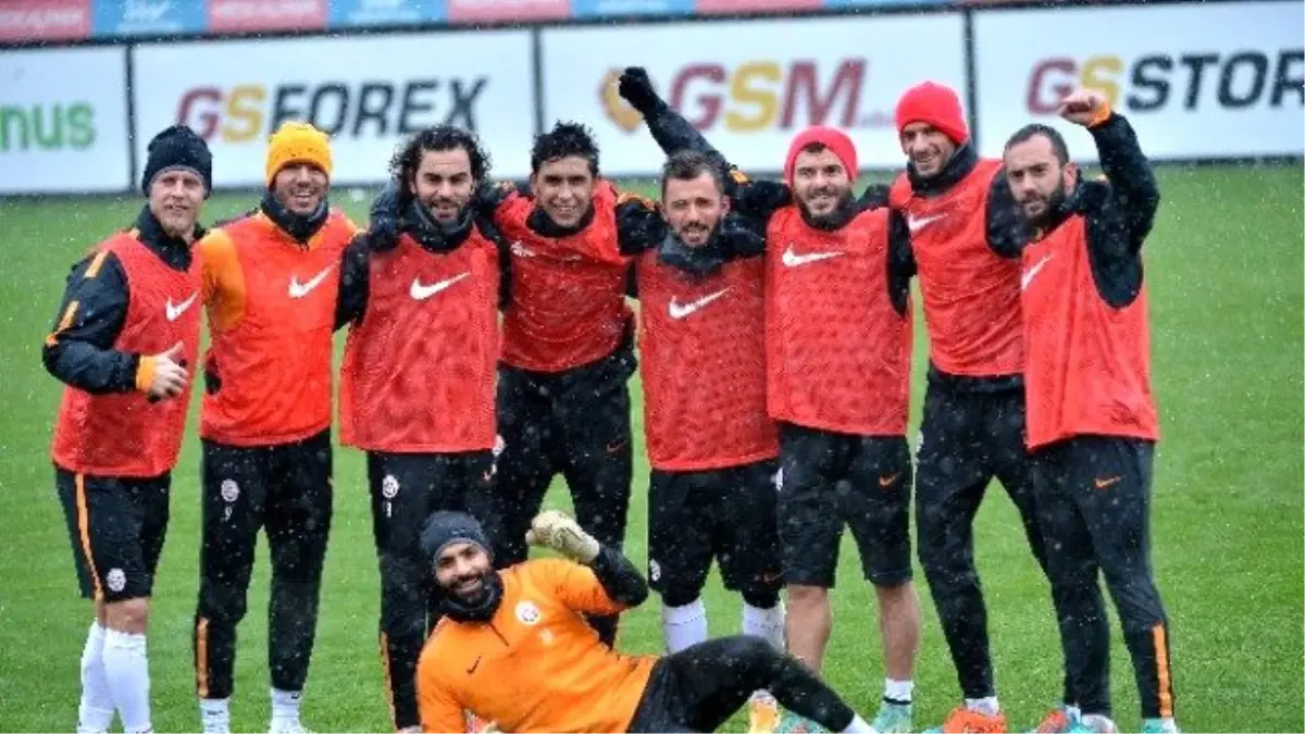 Galatasaray, Beşiktaş Derbisinin Hazırlıklarına Başladı