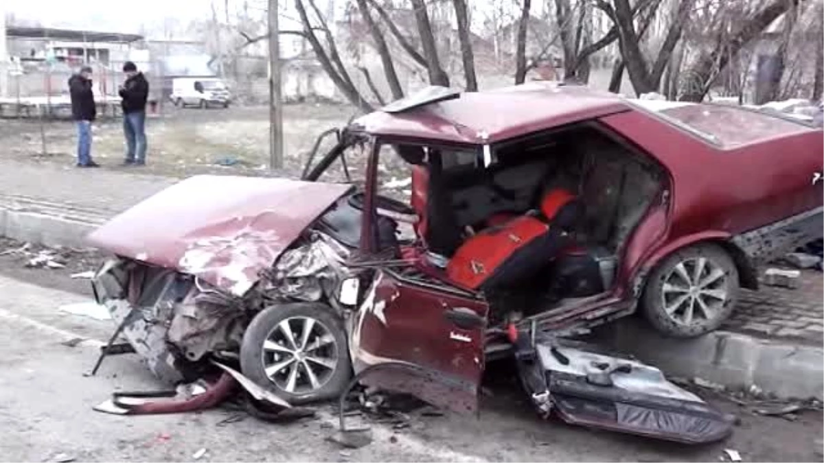 Patnos\'ta Trafik Kazası: 2 Yaralı