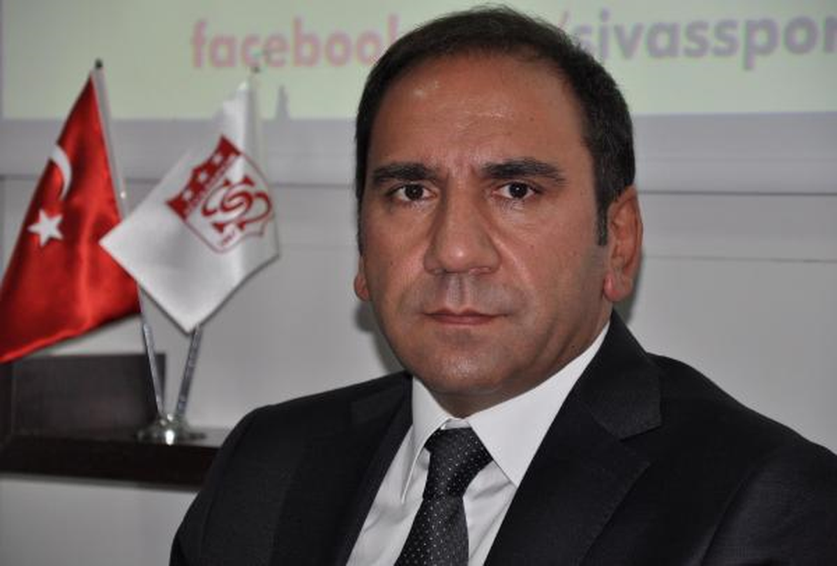 Sivasspor Başkanı Otyakmaz: "Sergen\'le Para Konuşmadık"