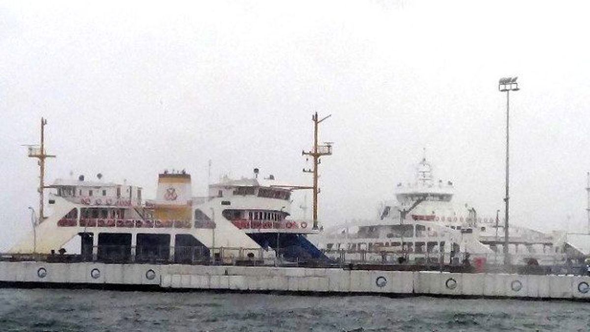 Çanakkale\'de Feribot Seferleri İptal