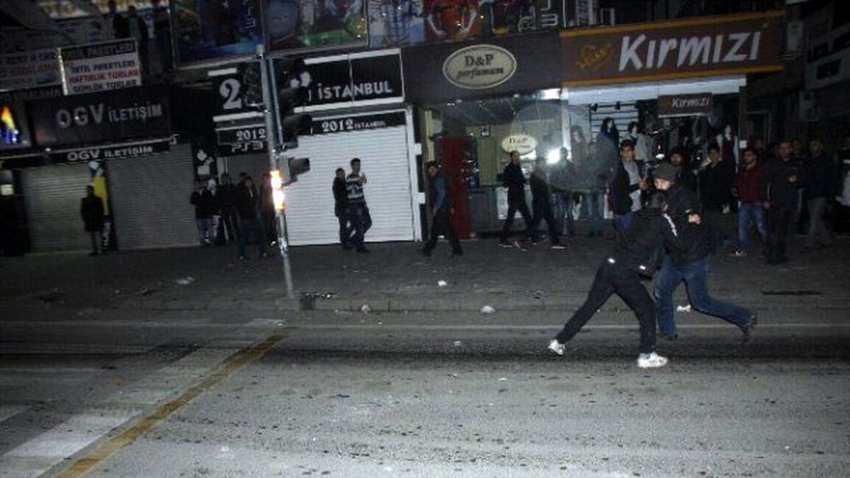 Diyarbakır\'da Yeni Yıl Gerginliği