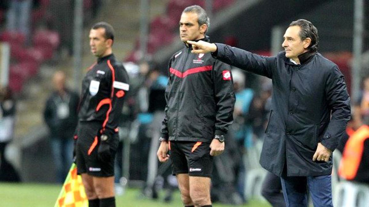 Galatasaray\'da Gündem Cesare Prandelli\'nin Tazminatı