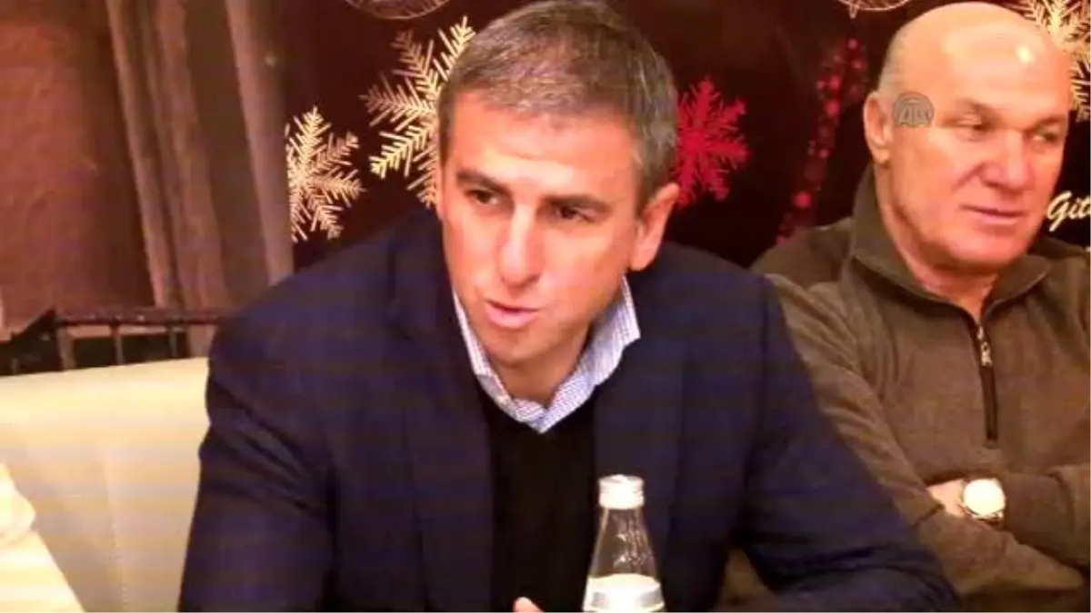 Hamza Hamzaoğlu: Sneijder\'le Az Önce Kavga Ettik