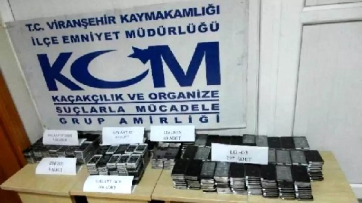 Kamyonette 642 Kaçak Cep Telefonu Ele Geçirildi