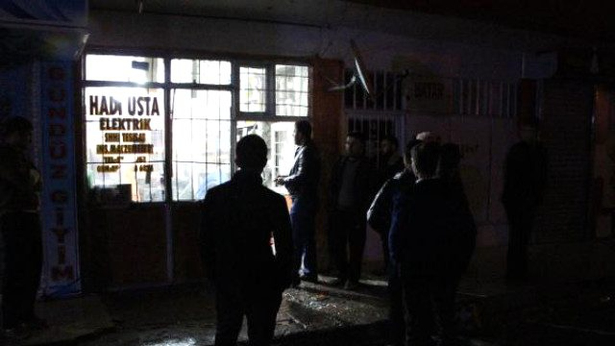TOMA\'nın İçinde Gaz Bombası Patladı