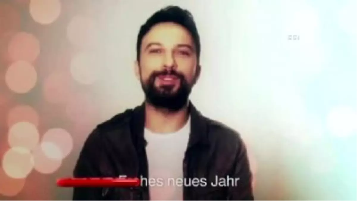 Tarkan\'dan 11 Dilde Yeni Yıl Mesajı