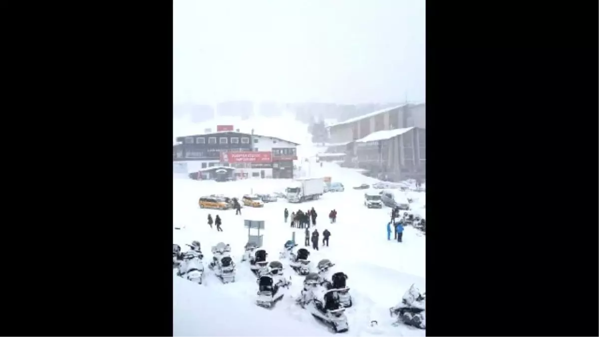 Uludağ\'da Bir Günde Yarım Metre Kar Yağdı