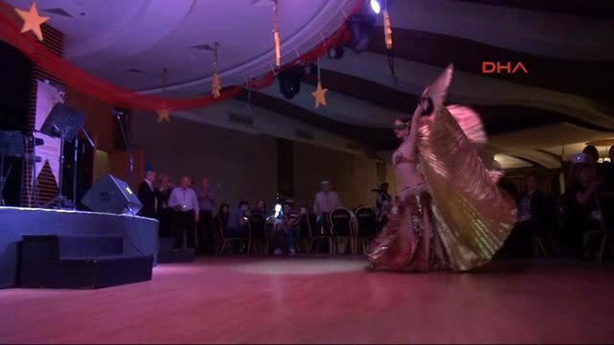 Alanya\'da Yerli ve Yabancılar Yeni Yıla Birlikte Girdi