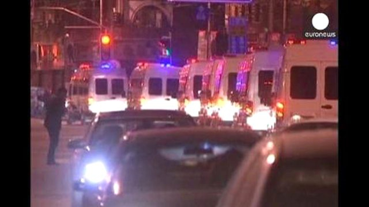 Çin\'de Yeni Yıl Kutlamalarında İzdiham: En Az 35 Ölü