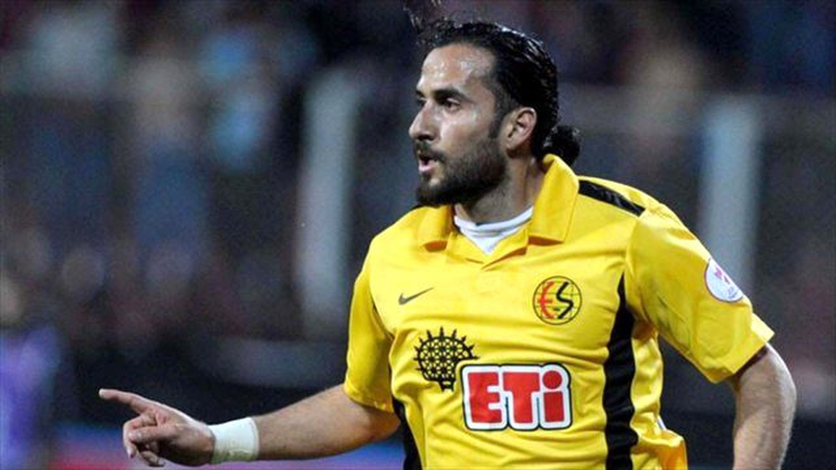 Erkan Zengin Eskişehirspor\'dan Alacaklarından Vazgeçerek Serbest Kaldı