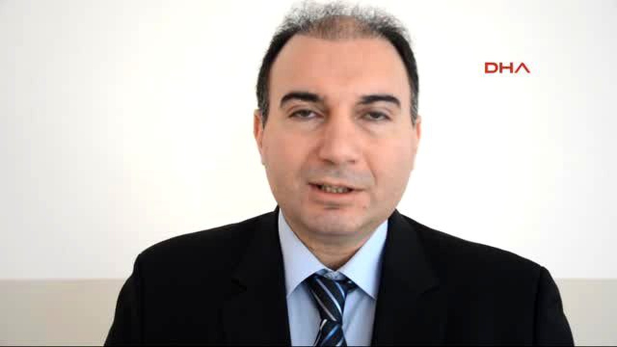Erzurum Mezunu Olduğu Erzurum Lisesi\'nin Belgeselini Çekti