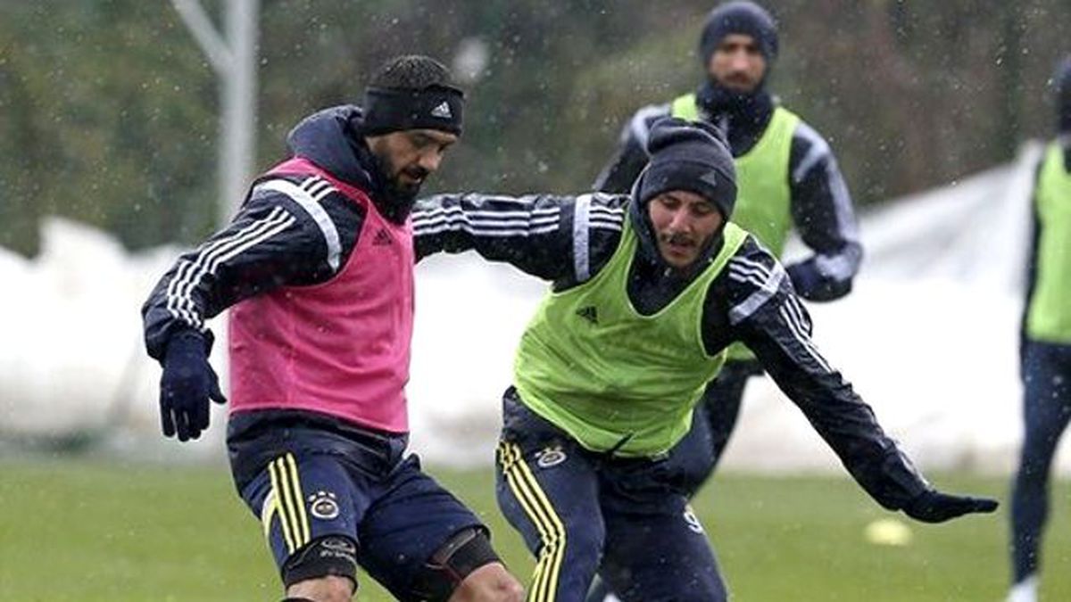 Fenerbahçe, İstanbul Başakşehir Maçına Hazırlanıyor